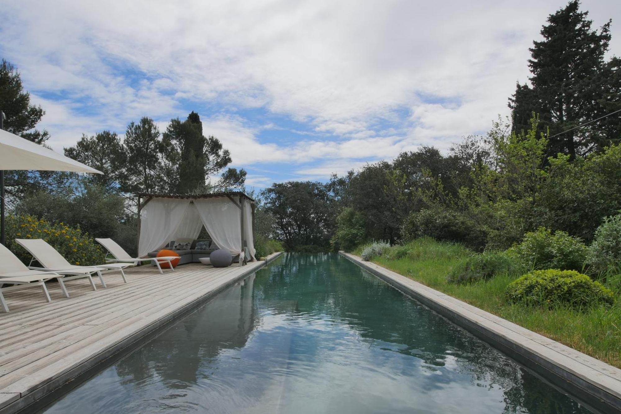 Bien Loin D'Ici Spa B&B Nîmes Eksteriør billede