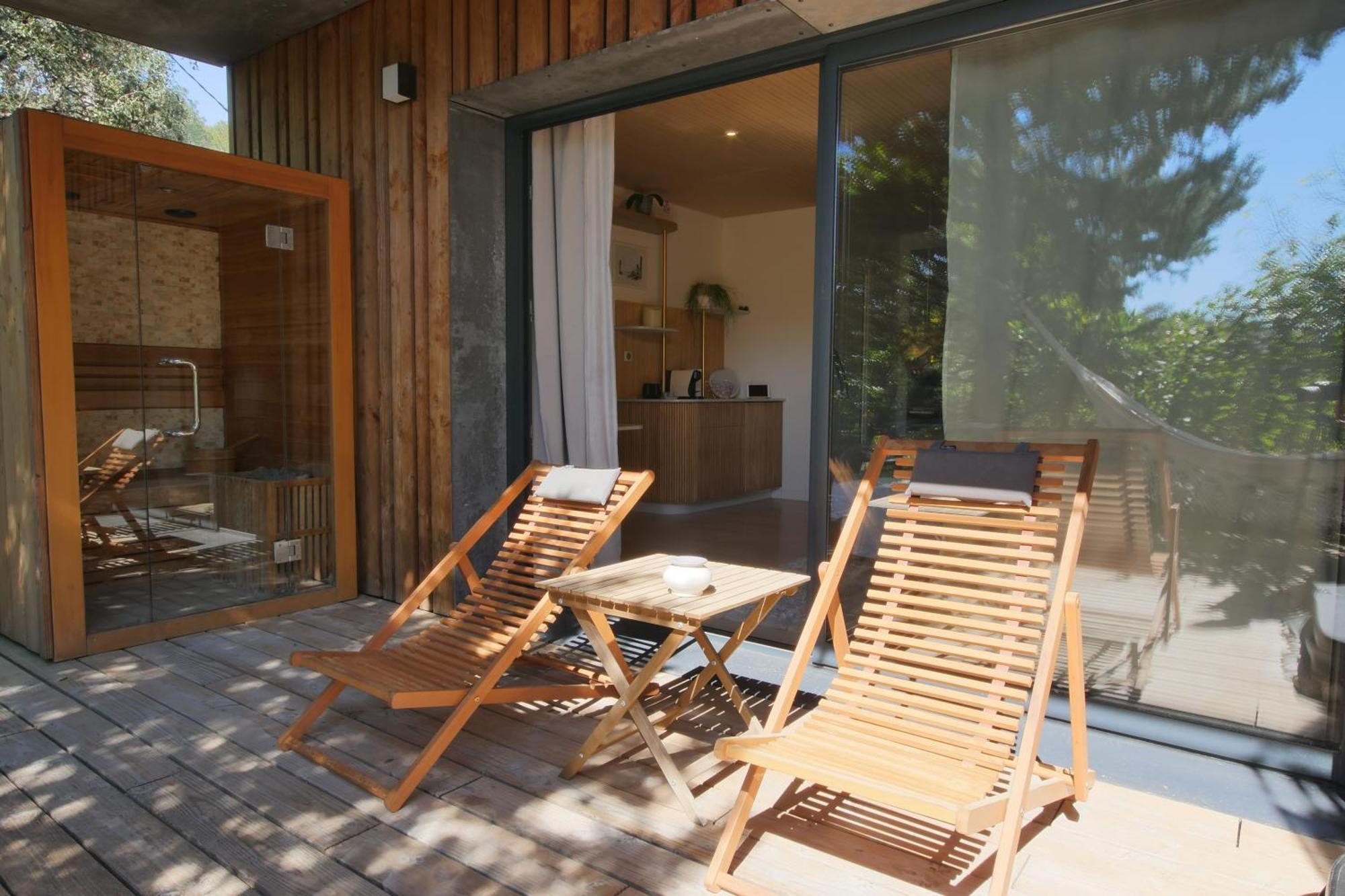 Bien Loin D'Ici Spa B&B Nîmes Eksteriør billede