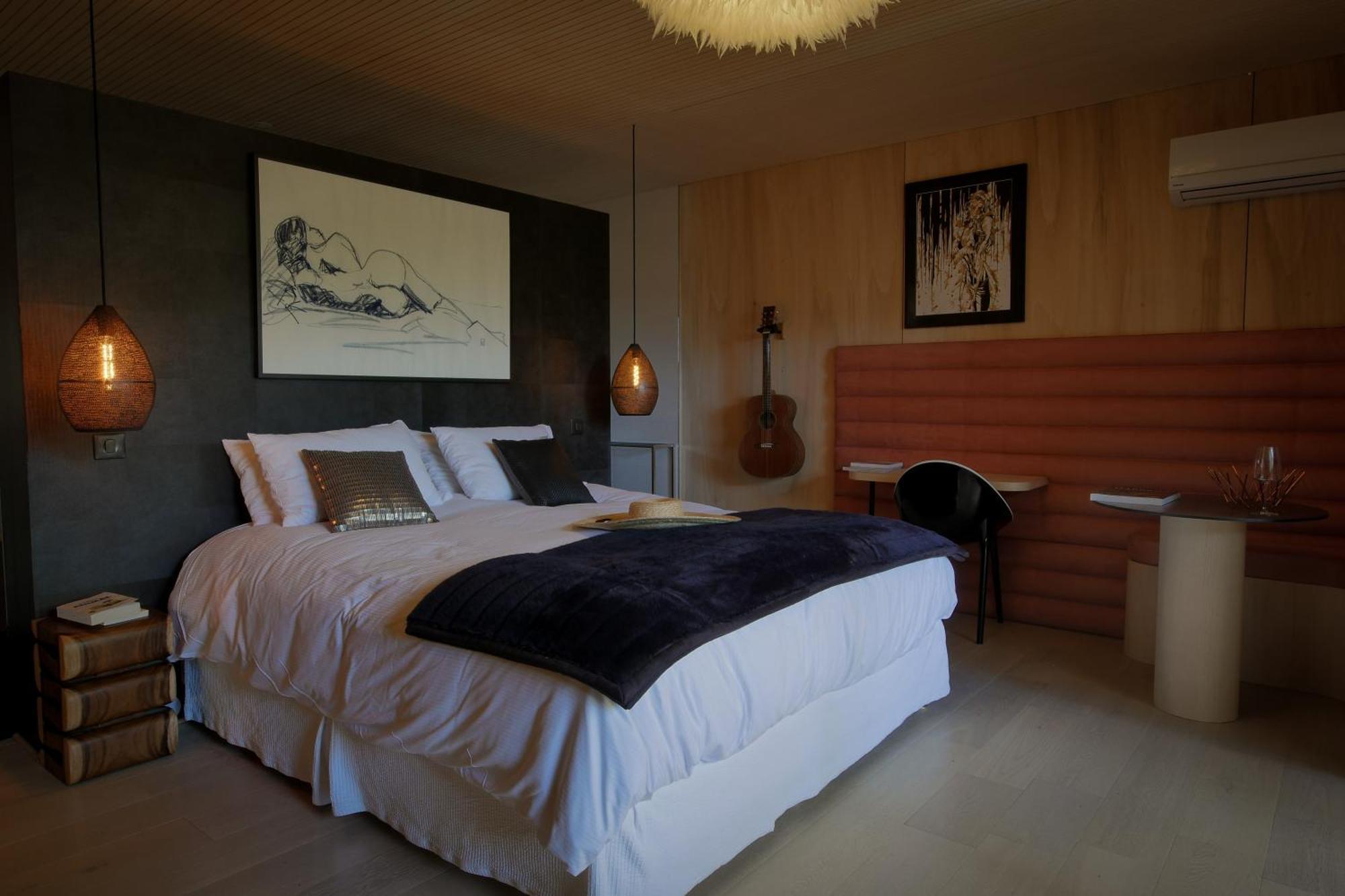 Bien Loin D'Ici Spa B&B Nîmes Eksteriør billede